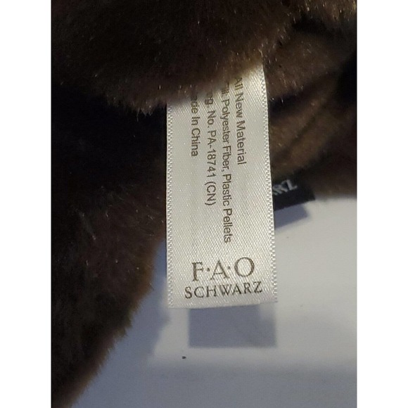 FAO Schwarz Adopt A Pet Toy Plush Chocolate Labrador Puppy - Picture 9 of 10